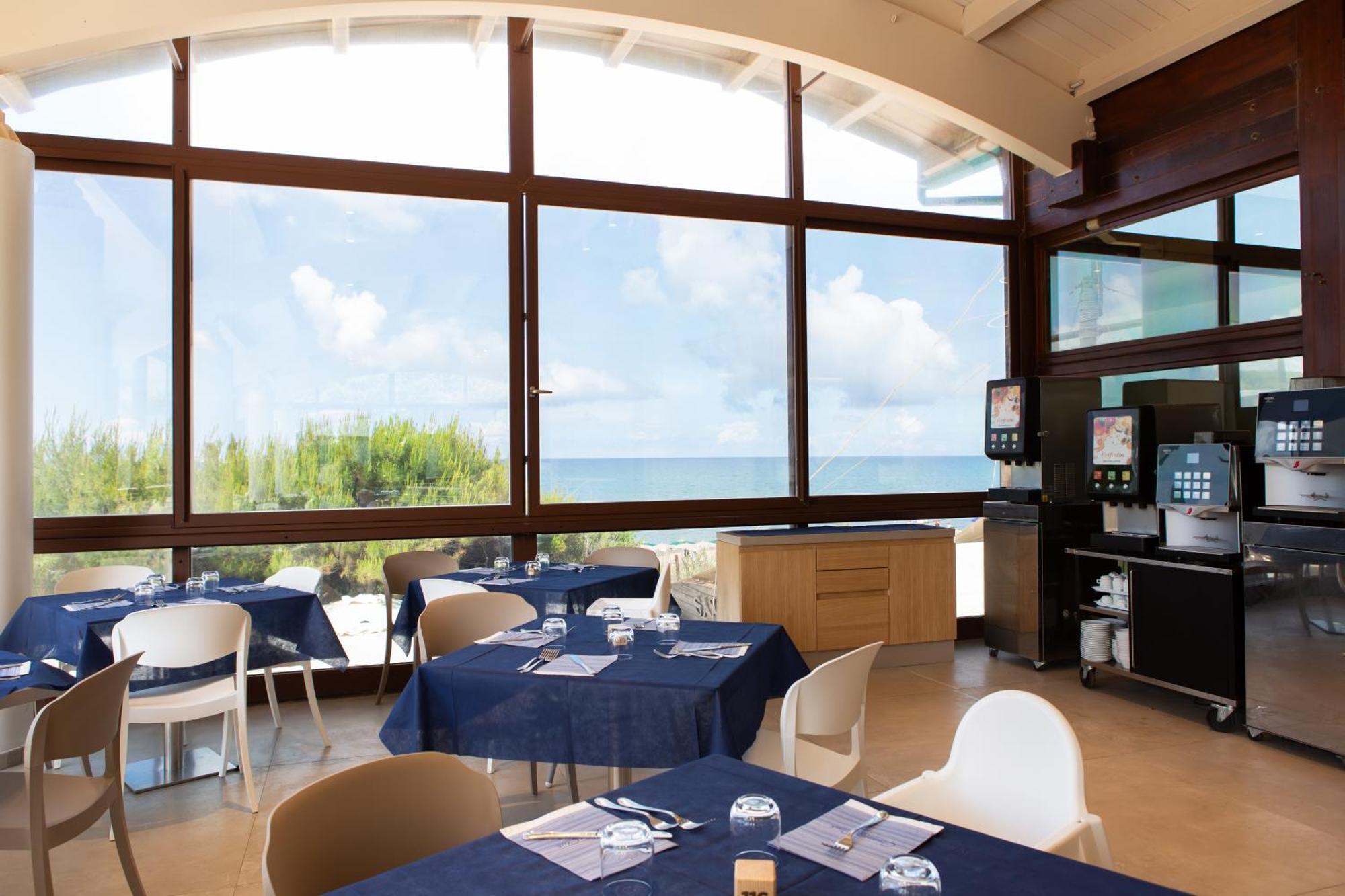 Canado Club Family Village 4*