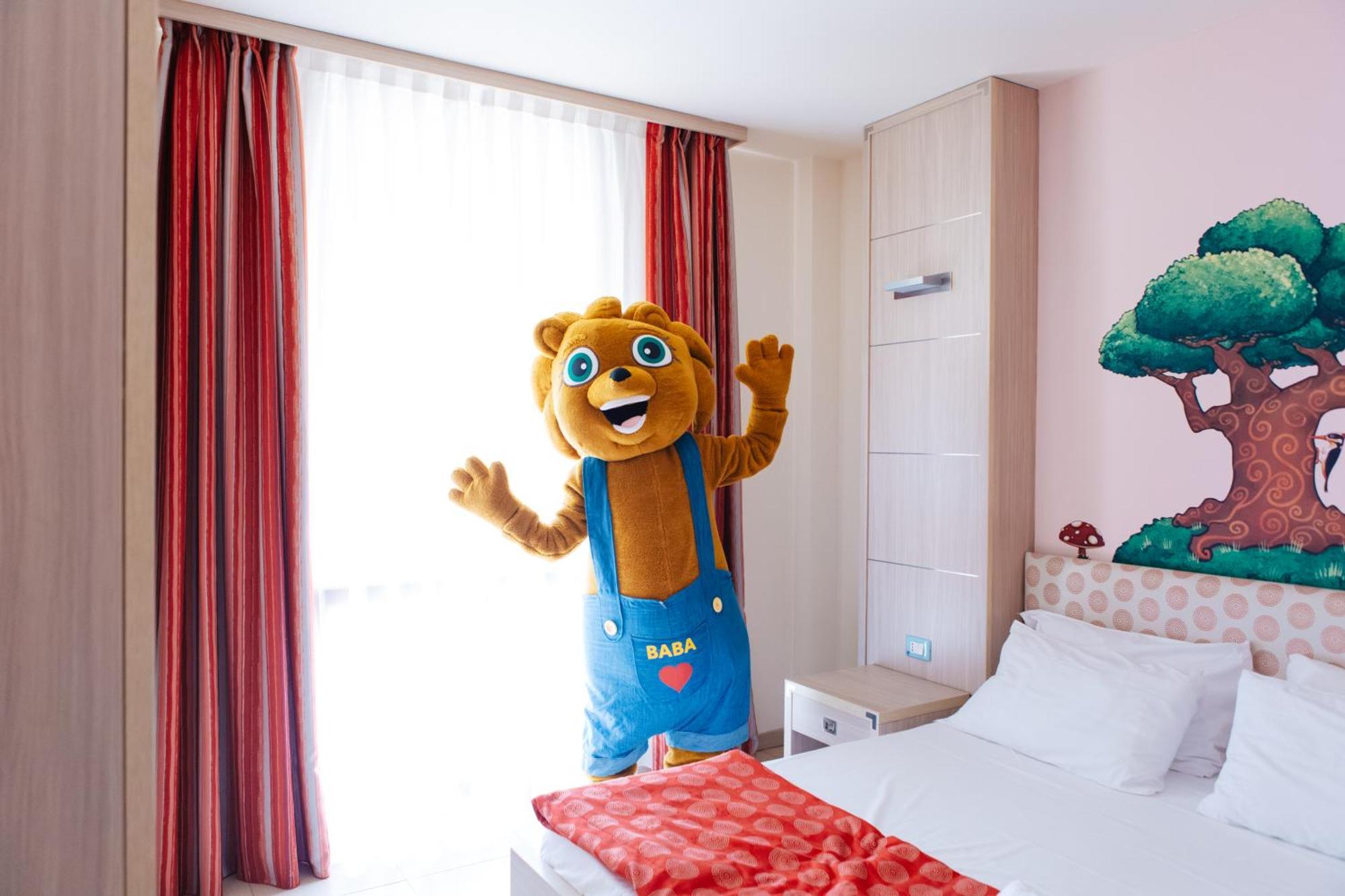 Canado Club Family Village
