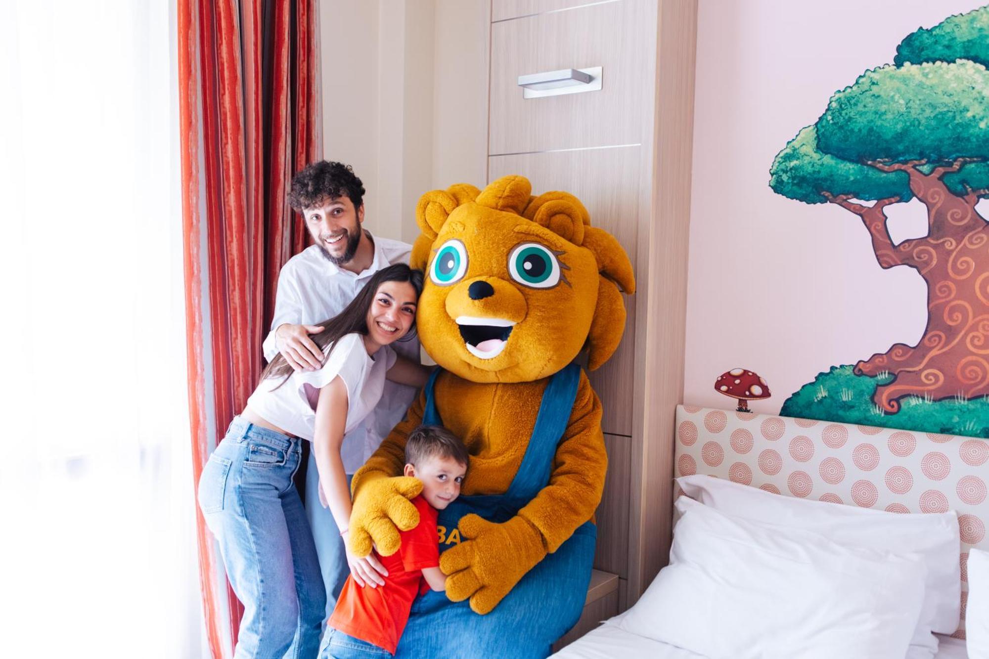 Canado Club Family Village 4*